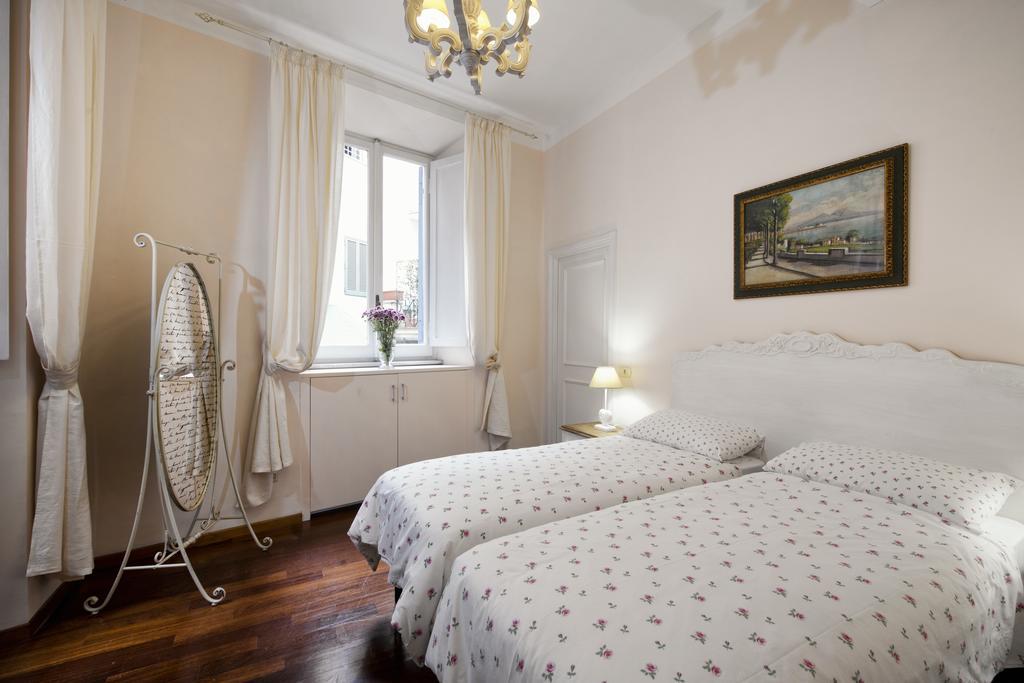 Fontana De Trevi Apartment Řím Pokoj fotografie